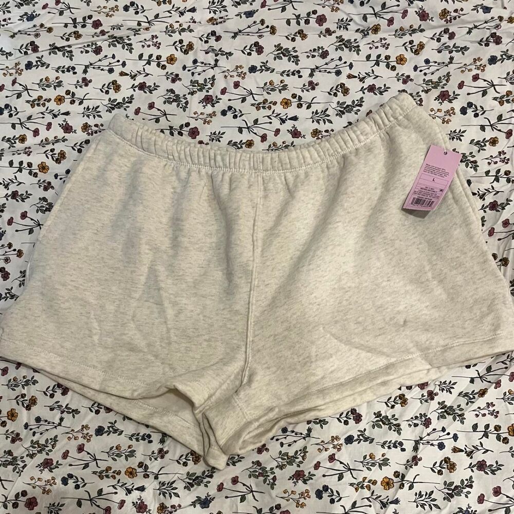Wild-fable Women's Grey and Cream Shorts